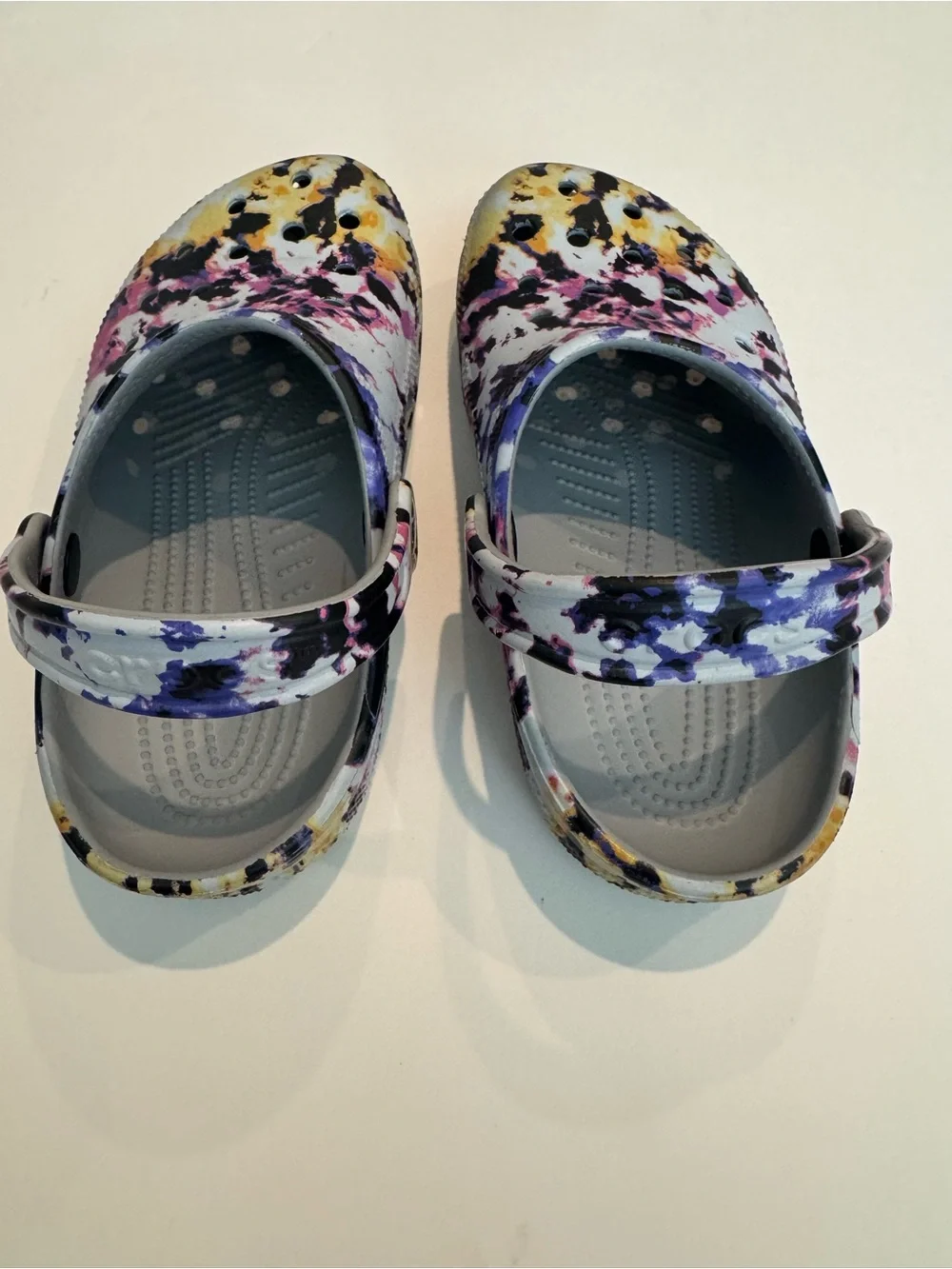 CROCS Kids Youth 3 Ladies 5 Tie-Dye Mania Splash Clogs - Purple, Pink & Yellow